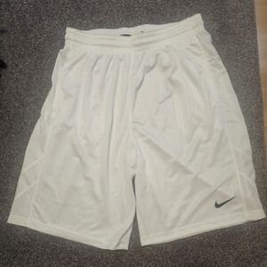 Nike Men's White Lay-Up 2.0 Dri-fit Basketball Shorts - XL